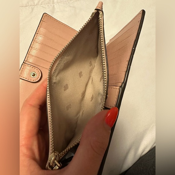 Kate Spade Magnolia Street Braylon wallet - Picture 7 of 10